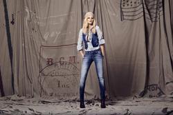10719941_Only_AW_2011_Jeans_Collection_17.jpg